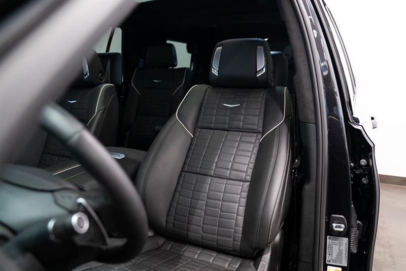 Cadillac Escalade 11