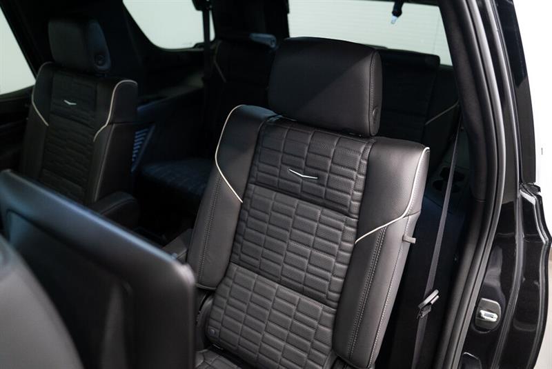 Cadillac Escalade 13