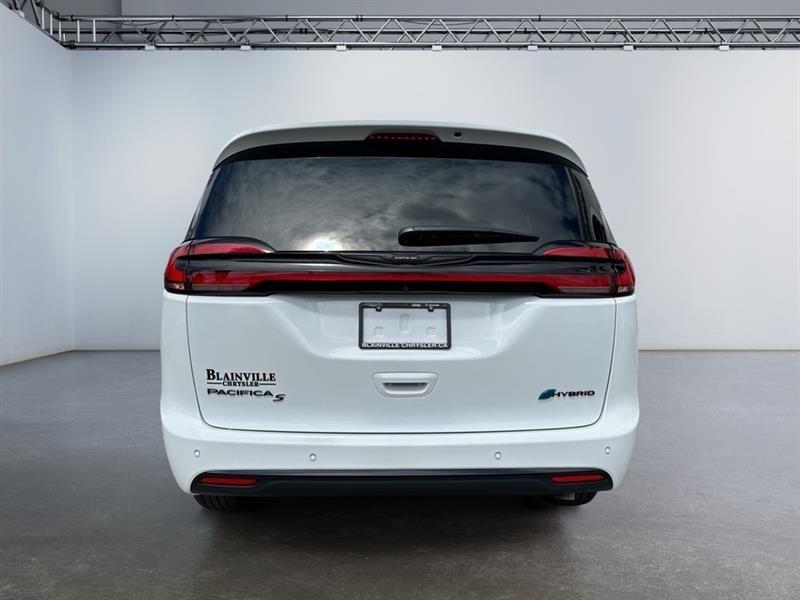 chrysler Pacifica Hybrid 2024 - 6