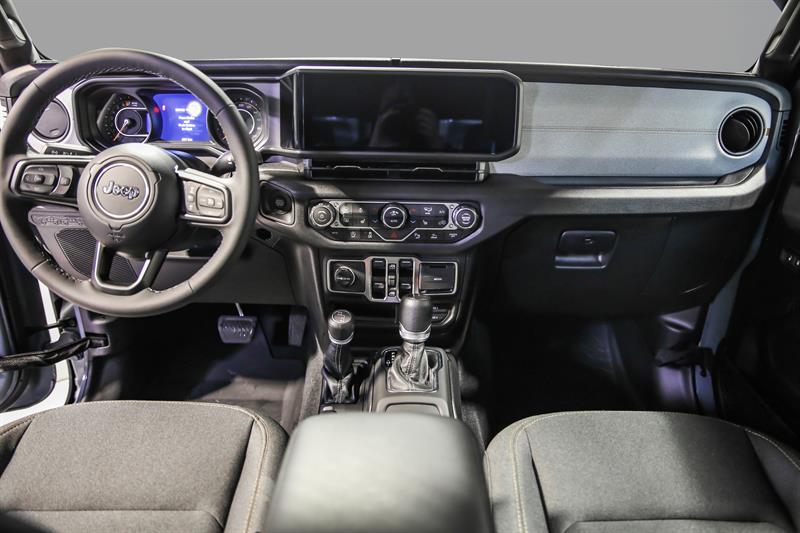jeep Gladiator 2025 - 24