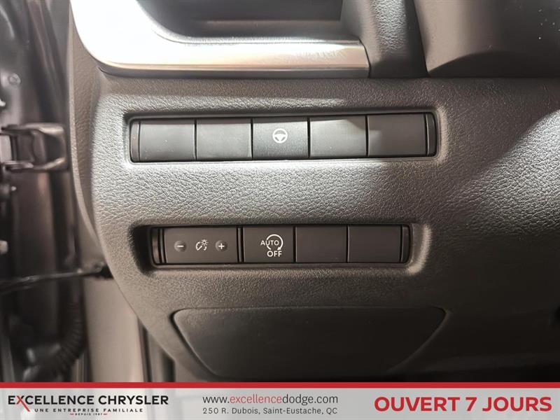 nissan Rogue 2023 - 12