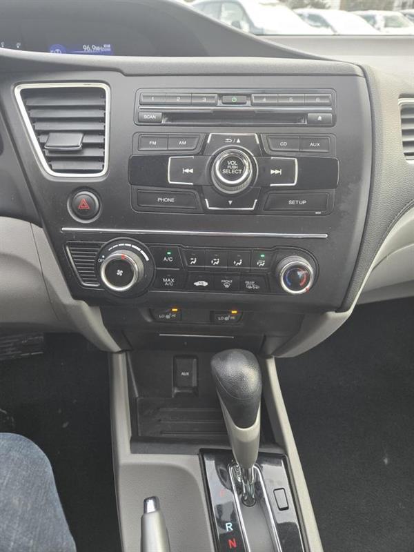 2015 Honda Civic - Image 19