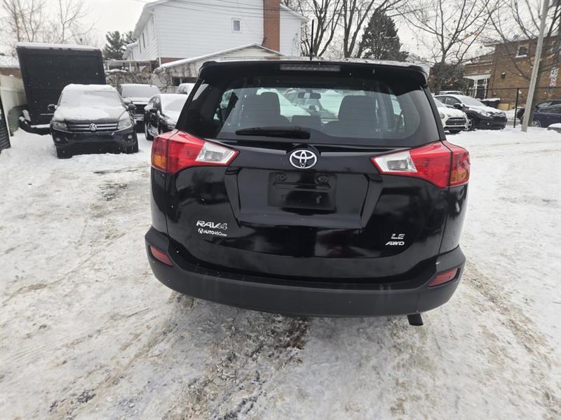 2015 Toyota RAV4 - Image 6