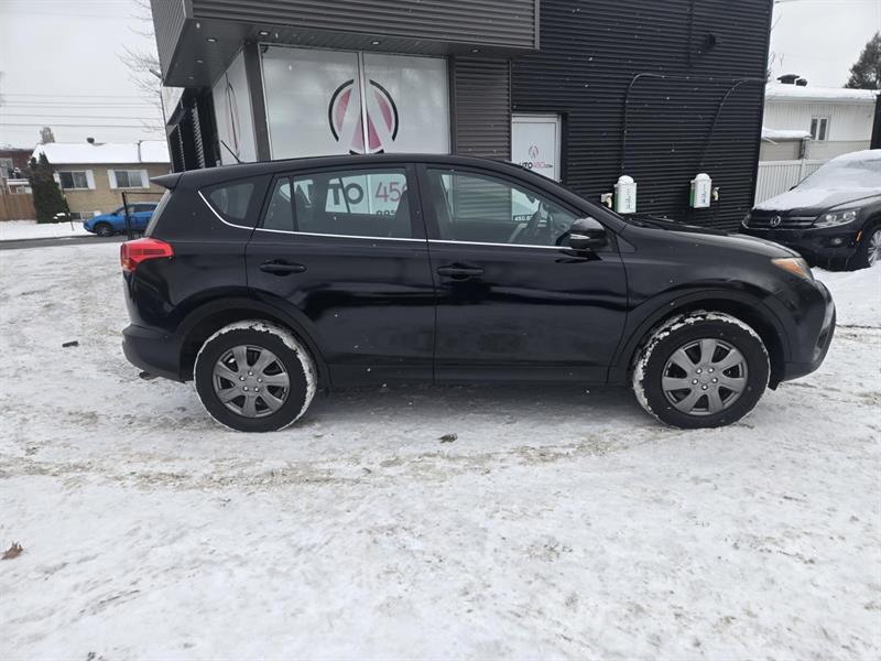 2015 Toyota RAV4 - Image 8