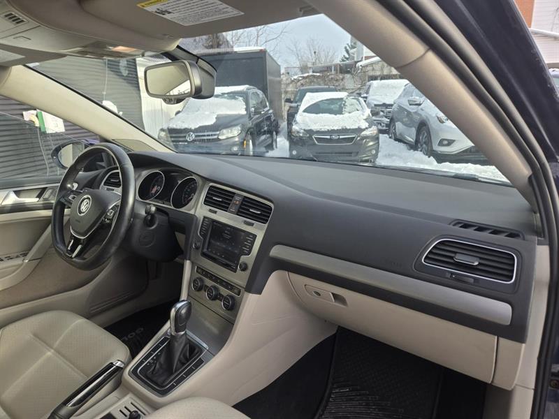 2016 Volkswagen Golf - Image 10