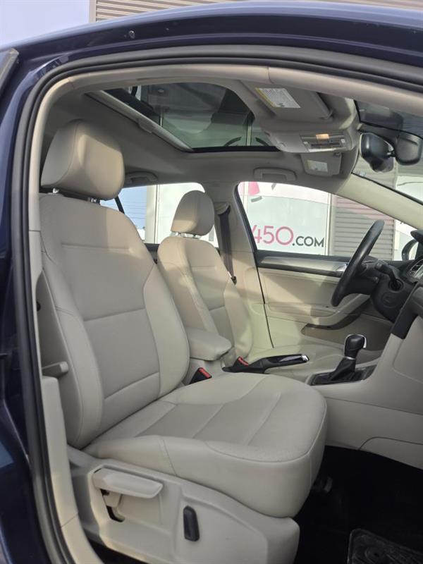 2016 Volkswagen Golf - Image 11