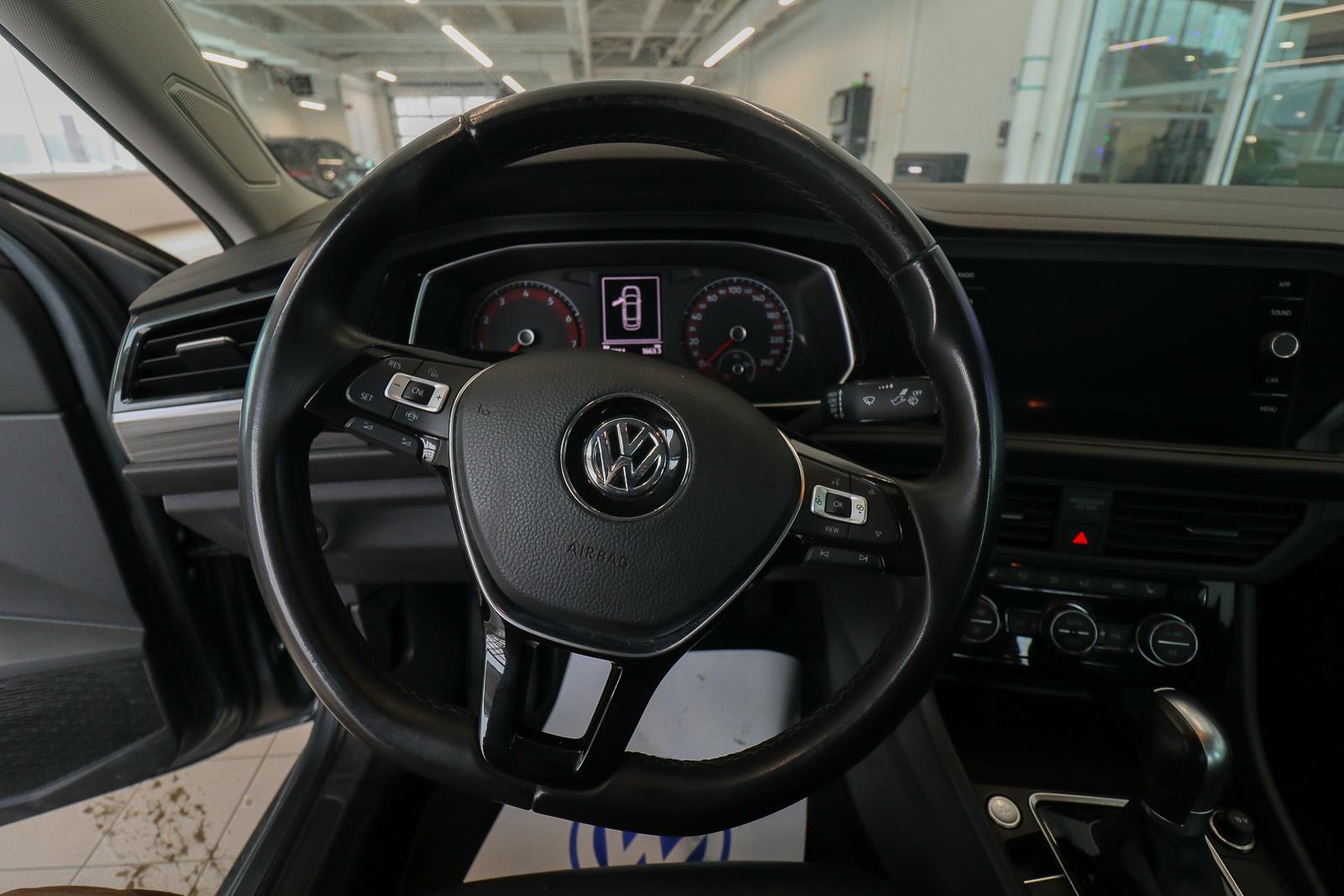 volkswagen Jetta 2019 - 12