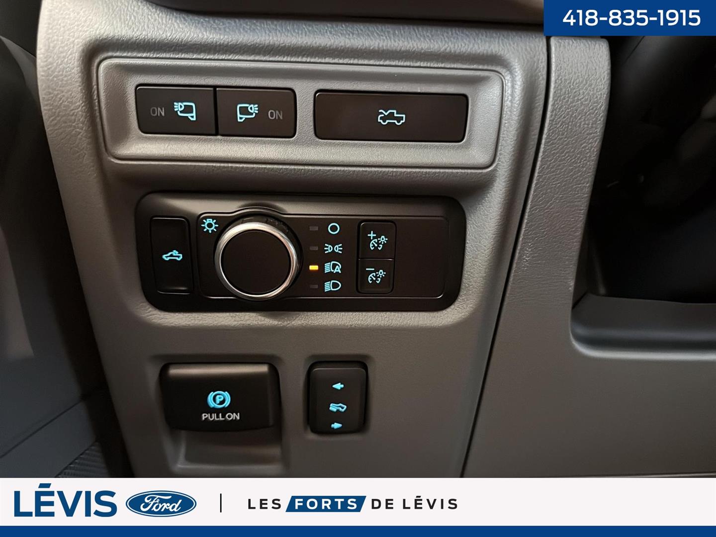 ford F-150 Lightning 2024 - 18