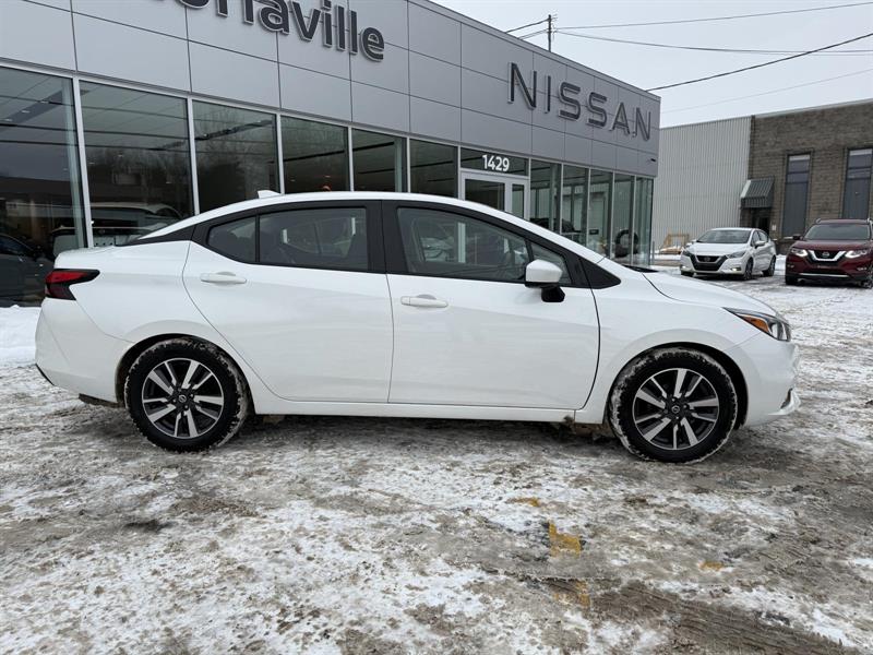nissan Versa 2022 - 9