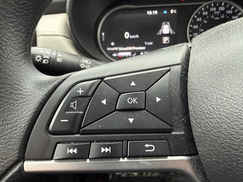 nissan Versa 2022 - 12