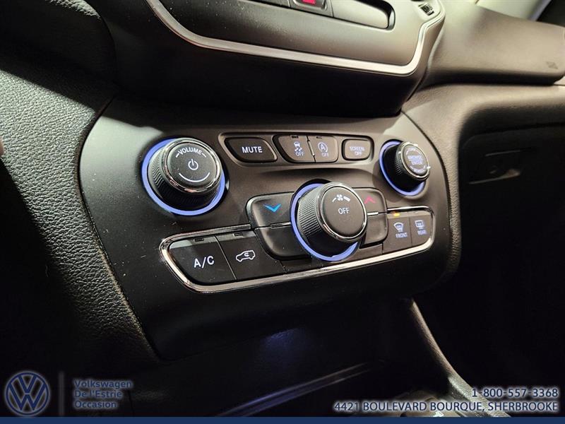 jeep Cherokee 2019 - 16