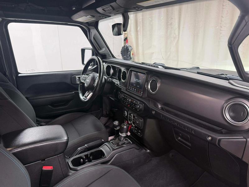 jeep Wrangler 2022 - 11
