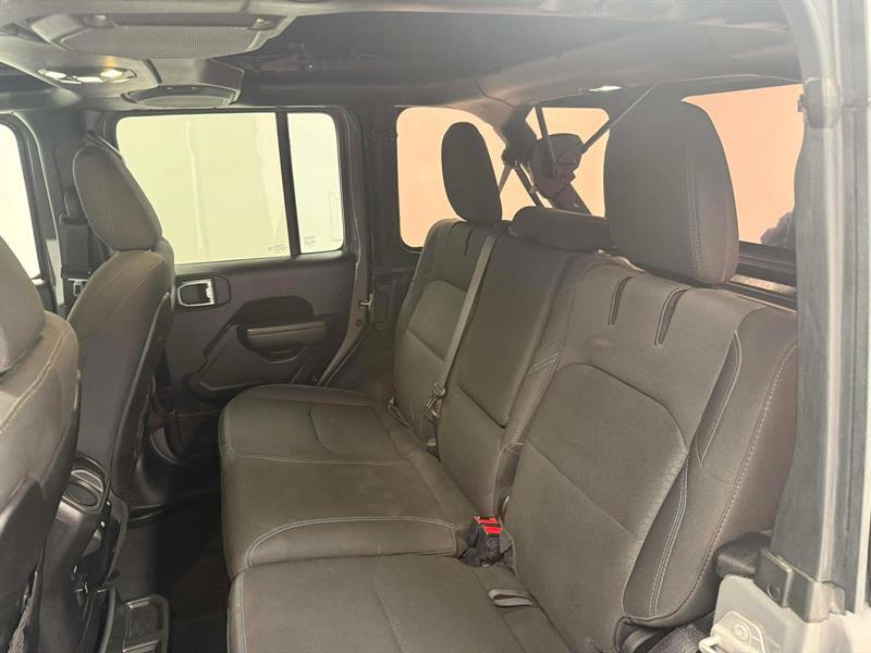 jeep Wrangler 2022 - 12