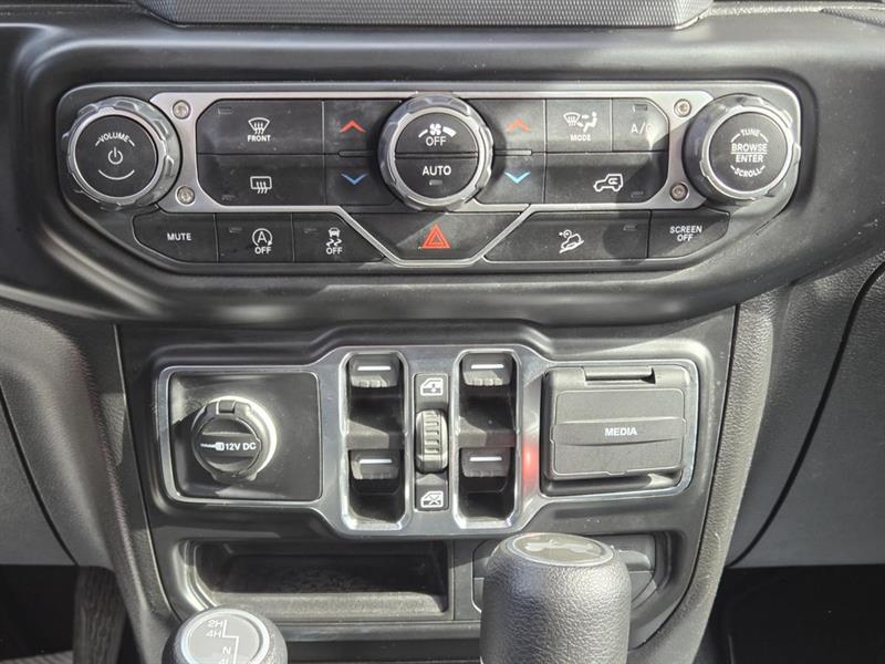 jeep Wrangler 2021 - 15