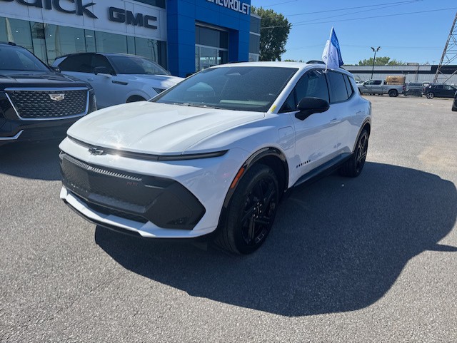 Chevrolet Equinox EV RS with 2RS AWD