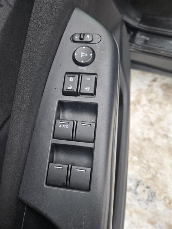 2014 Honda CR-V - Image 17