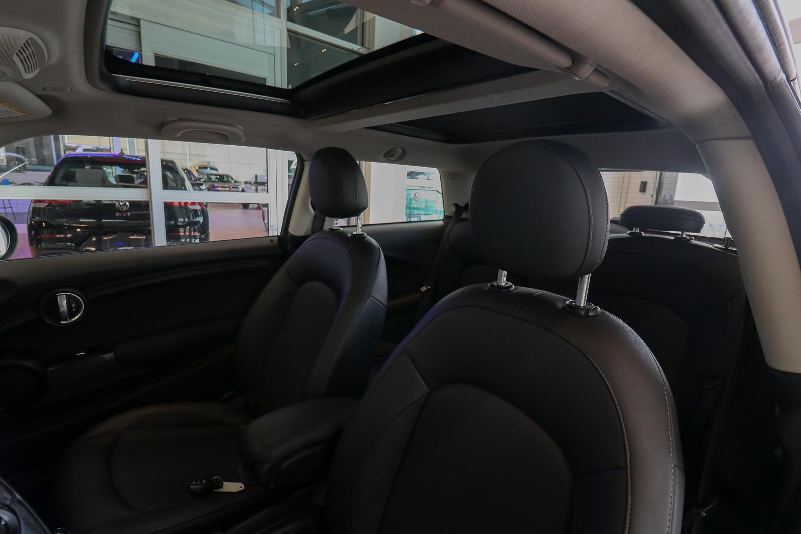 mini 3 Door 2021 - 11