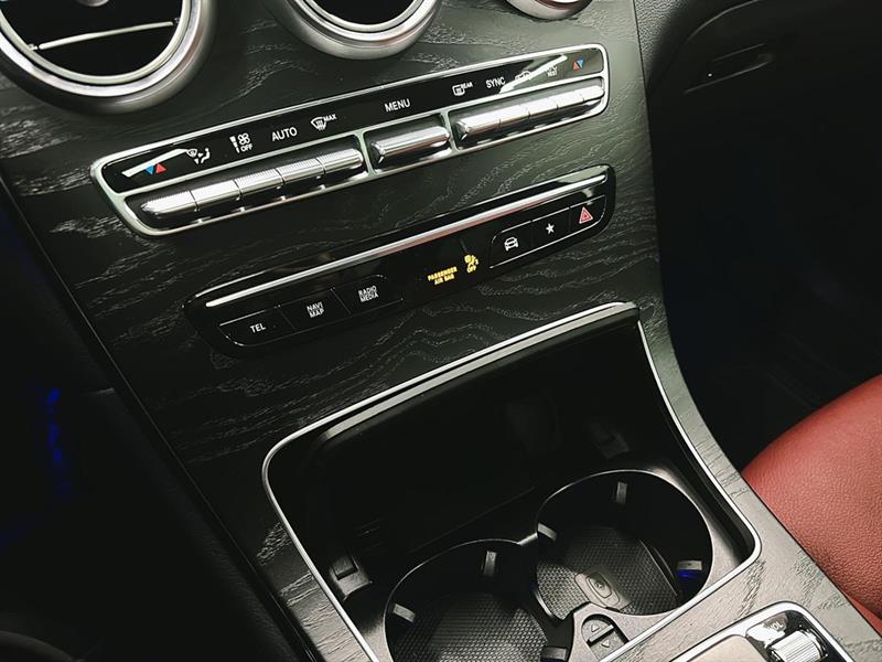 mercedes-benz GLC 2022 - 16