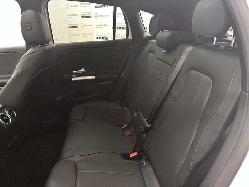 mercedes-benz GLA 2025 - 8