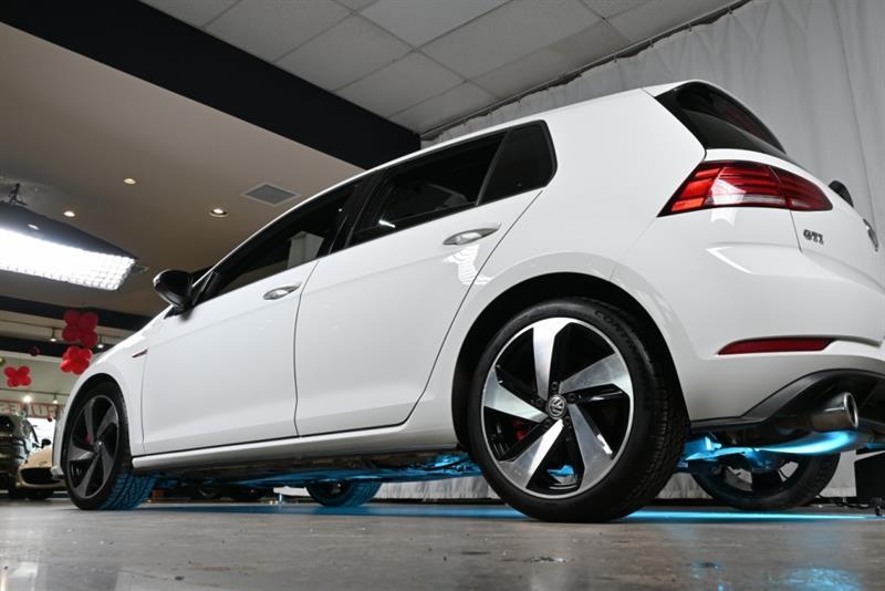 2018 Volkswagen Golf - Image 12