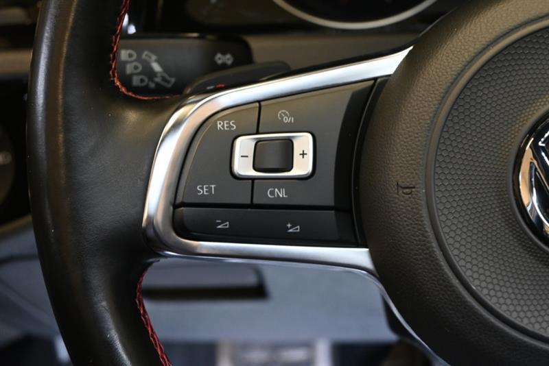 2018 Volkswagen Golf - Image 22