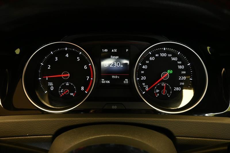 2018 Volkswagen Golf - Image 23