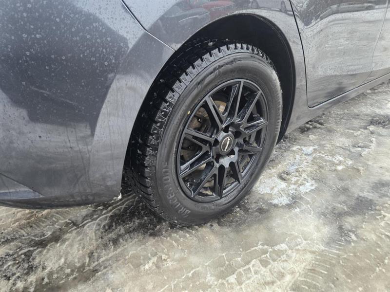 2017 Mazda Mazda3 - Image 8