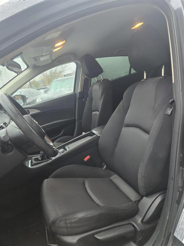 2017 Mazda Mazda3 - Image 16