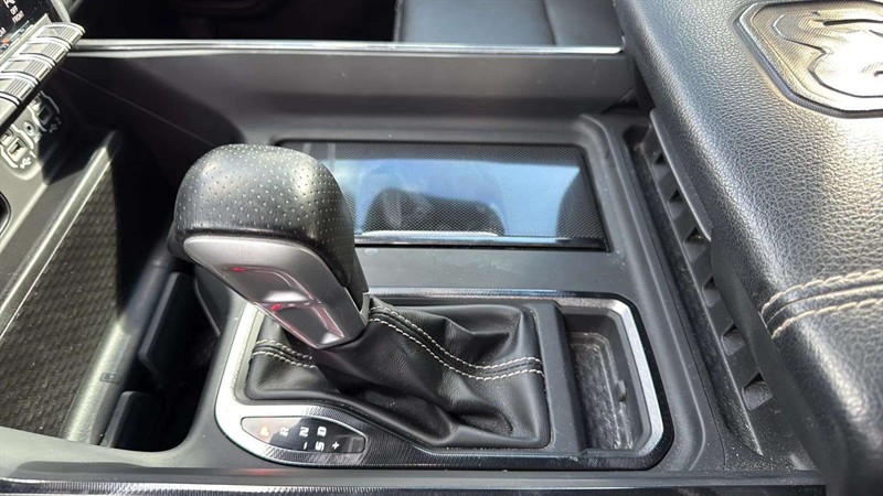 ram 1500 2022 - 17