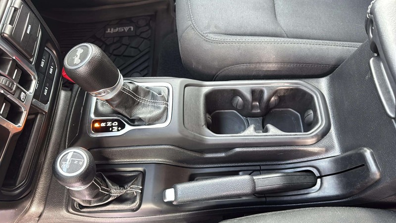 jeep Wrangler 2021 - 12