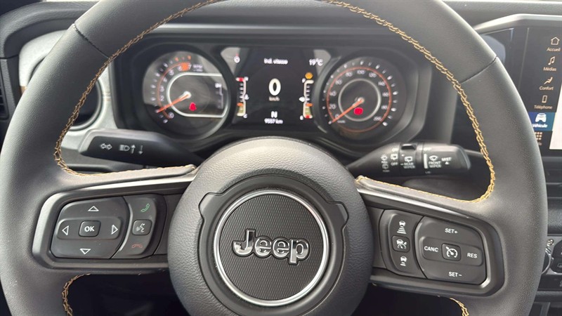 jeep Wrangler 2024 - 11