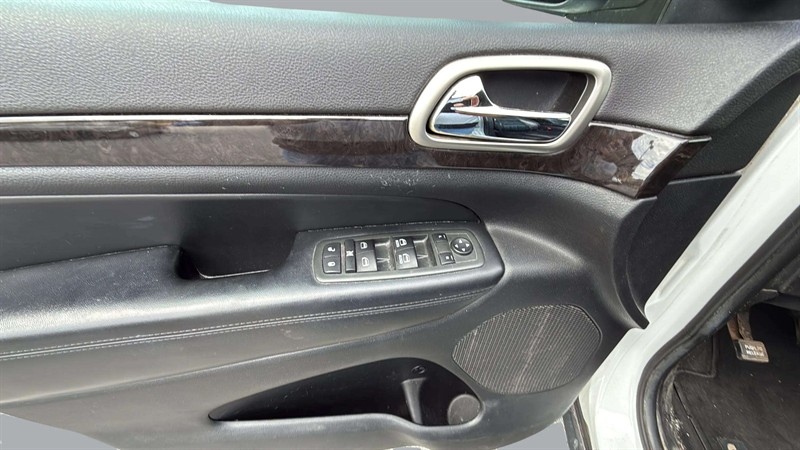 jeep Grand Cherokee 2013 - 19