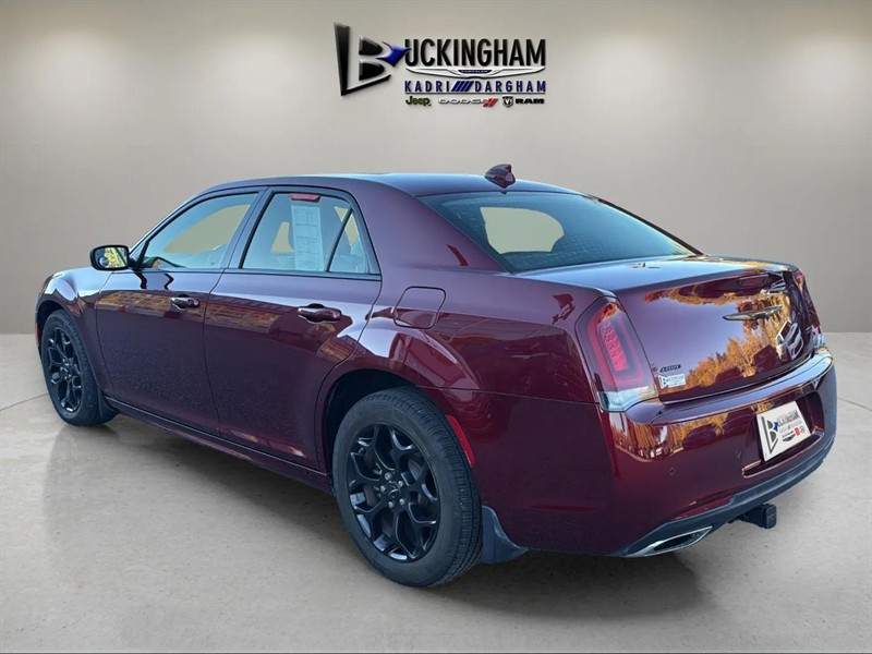 chrysler 300 2023 - 3