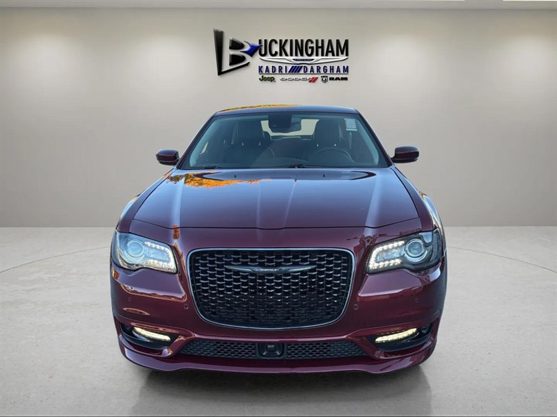 chrysler 300 2023 - 8