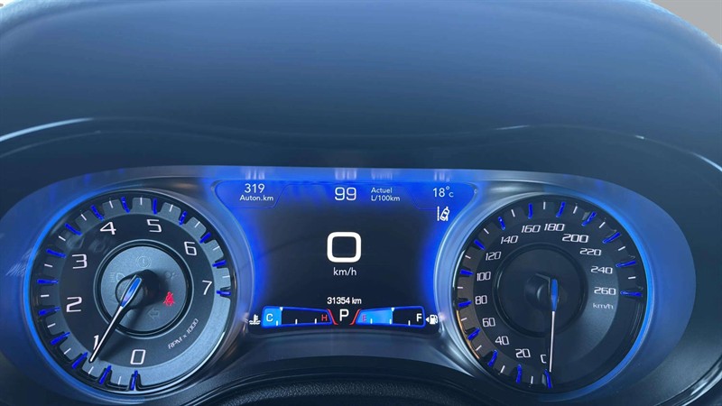 chrysler 300 2023 - 12