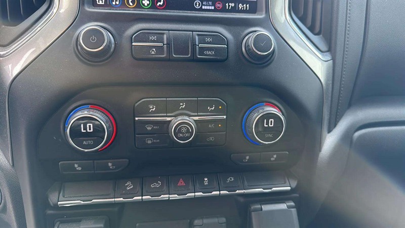 chevrolet Silverado 1500 2021 - 17