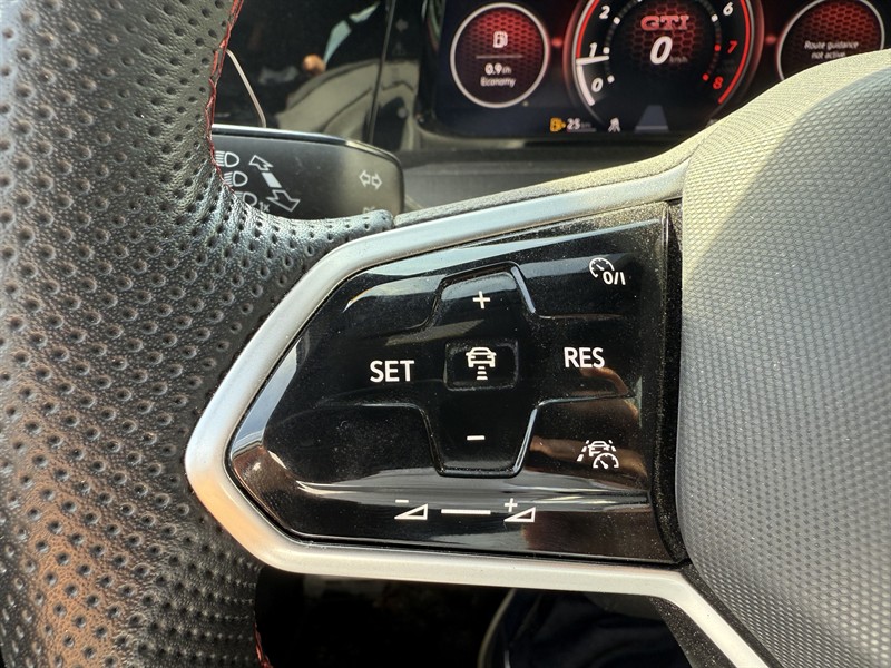 volkswagen Golf GTI 2023 - 15