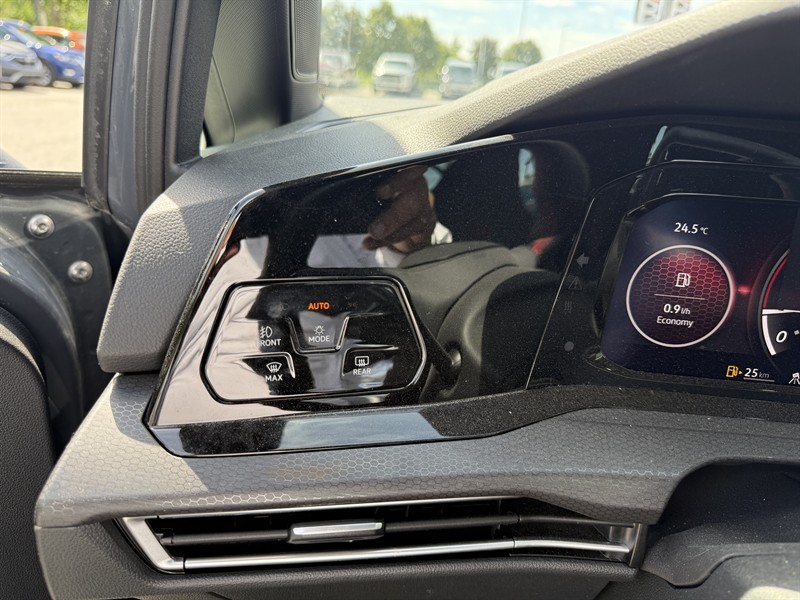 volkswagen Golf GTI 2023 - 18