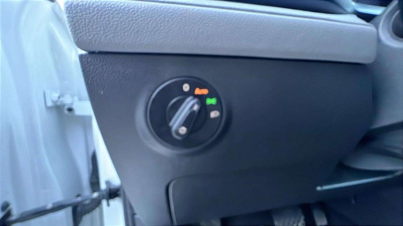 volkswagen Taos 2024 - 19
