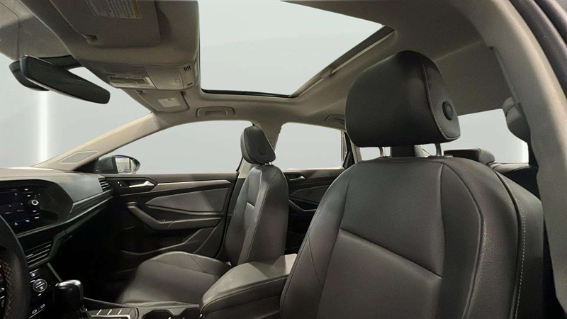volkswagen Jetta 2021 - 13