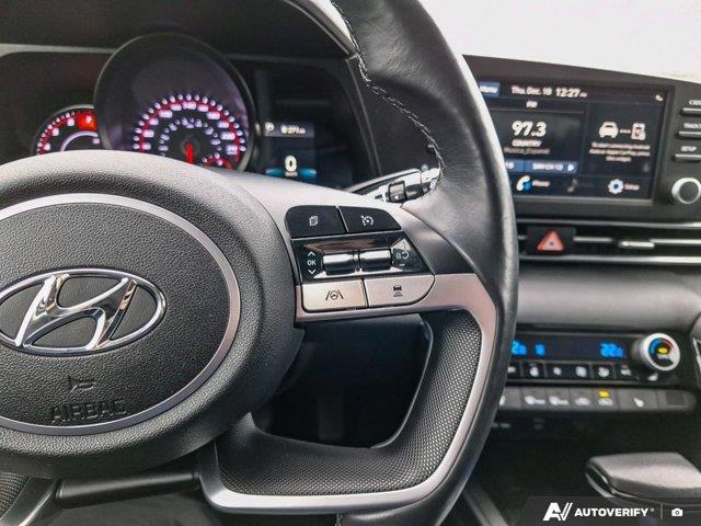 hyundai Elantra 2022 - 17
