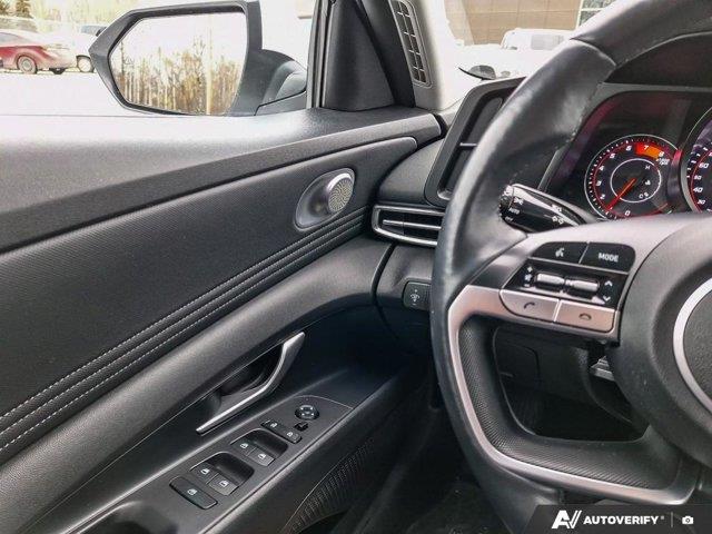 hyundai Elantra 2022 - 18