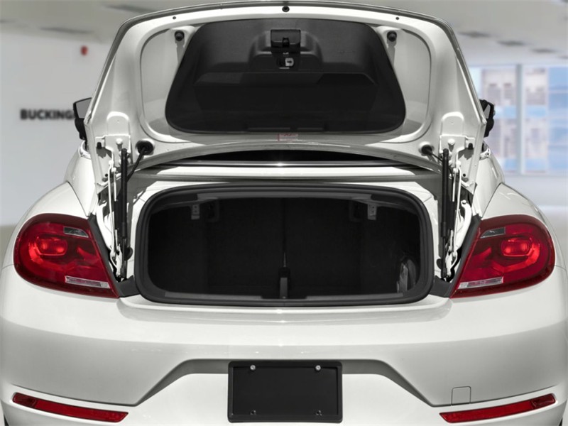 volkswagen Beetle Convertible 2019 - 10