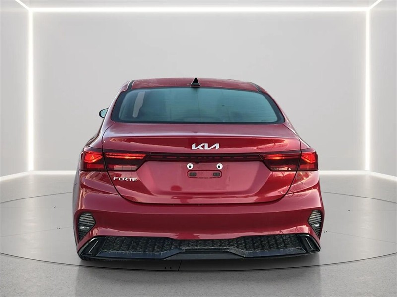 kia Forte 2022 - 4