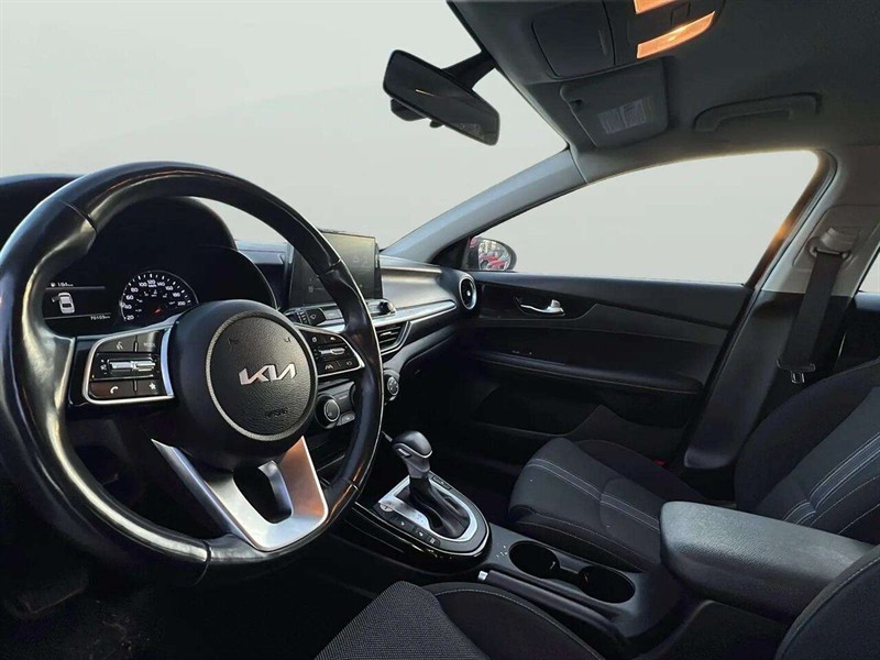 kia Forte 2022 - 15