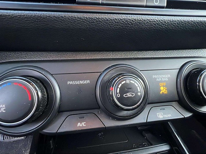 kia Forte 2022 - 18