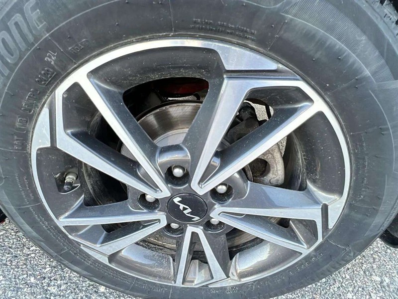 kia Forte 2022 - 24