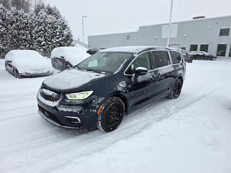 Chrysler Pacifica Hybrid Touring L FWD