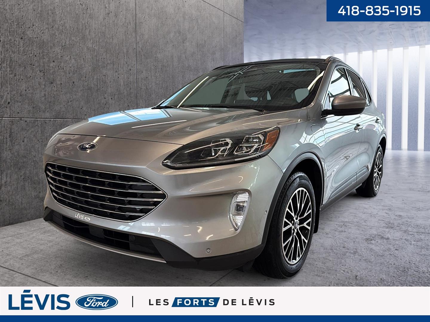 2022 Ford Escape Hybrid Plug-in Titanium FWD