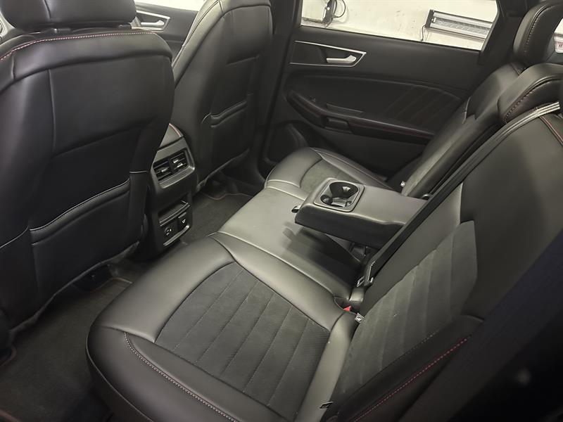 ford Edge 2021 - 17
